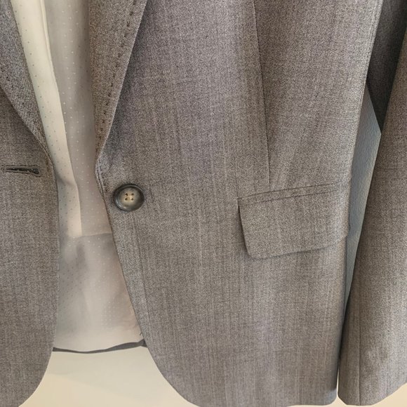 Skirt suit - Picture 5 of 9